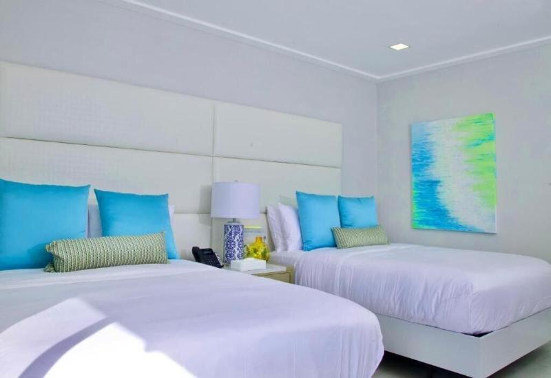 La Vue Boutique Hotel Beach Club image