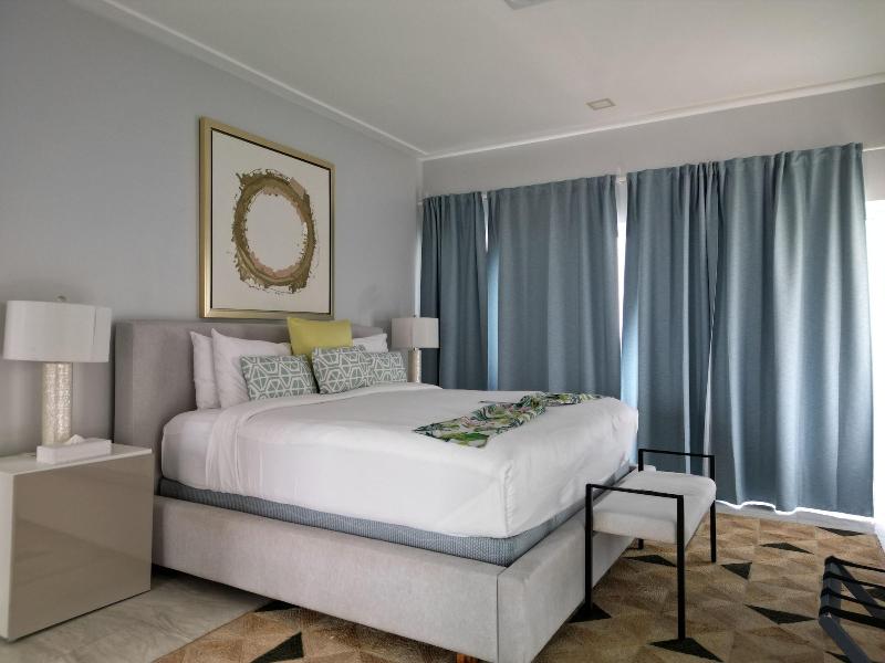 La Vue Boutique Hotel Beach Club image