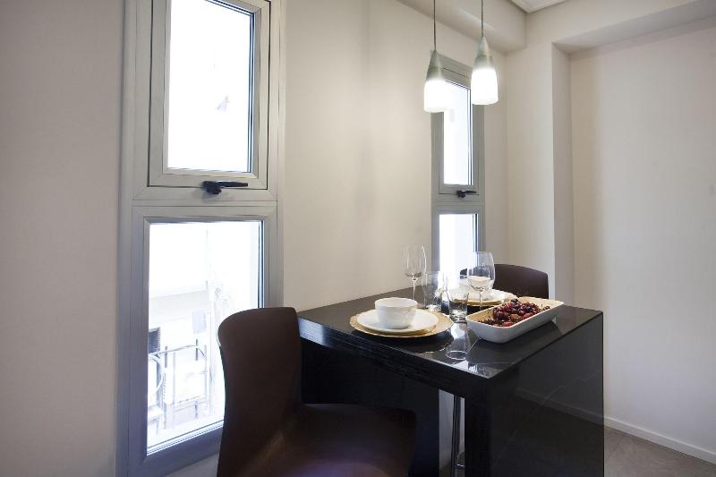 Le Montreal Apart Hotel image