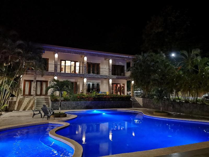 Hotel Amira image