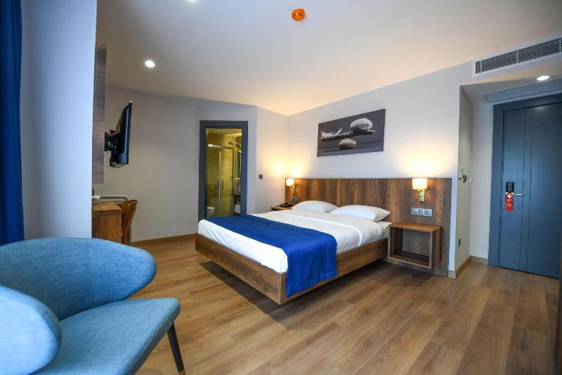 Ref Inn Hotel 3