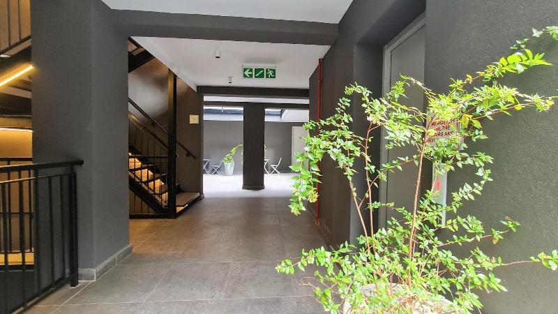 Mint Apartments Greenside — photo 3