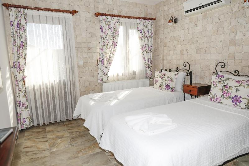 Villa Lotus Konuk Evi 5