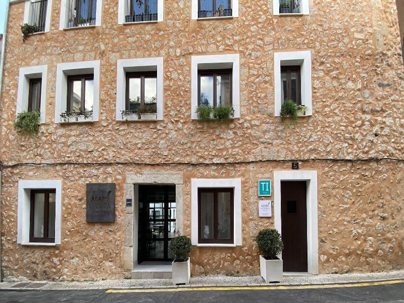 Alara Natura Rural Suites image