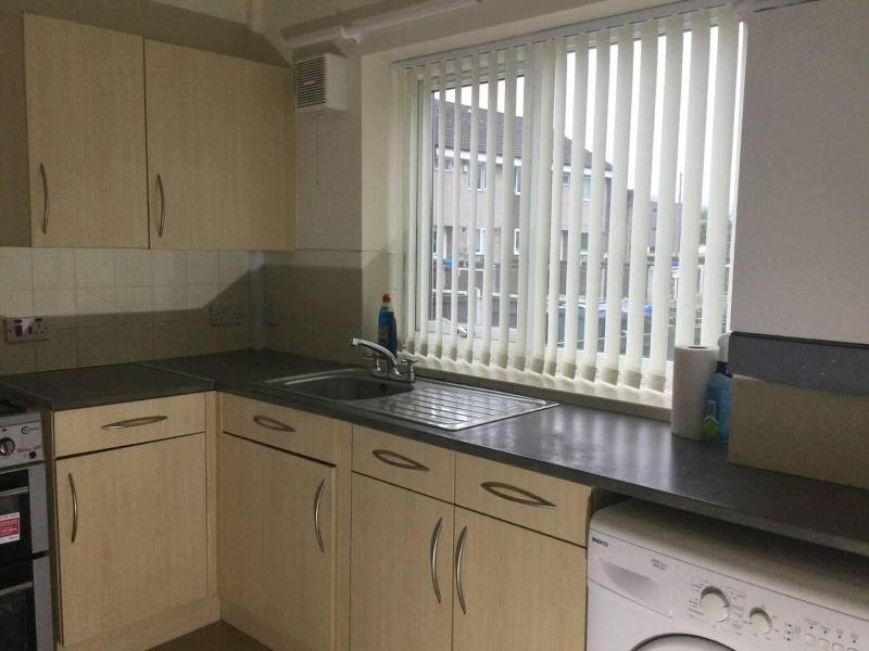 Nice Residential Within Easy Reach To Town image