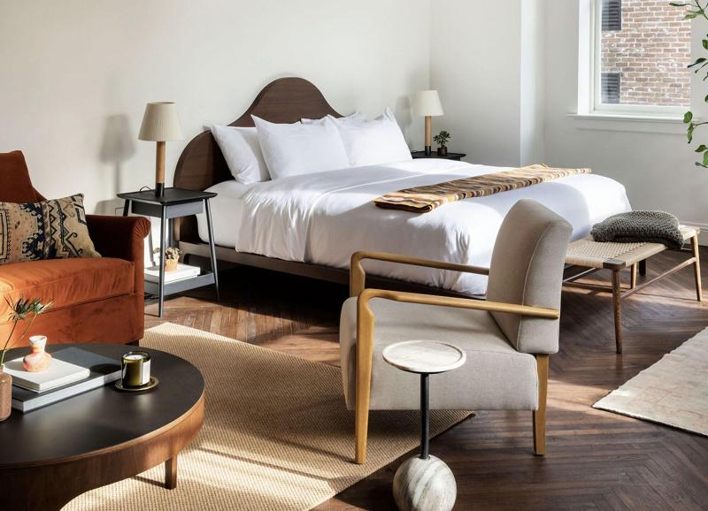 The Pinch Hotel image