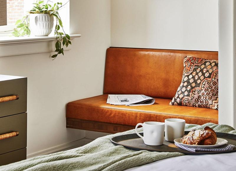 The Pinch Hotel image