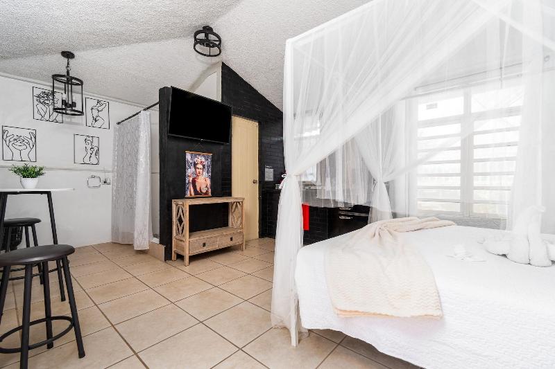 Casamares image