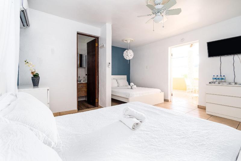 Casamares image