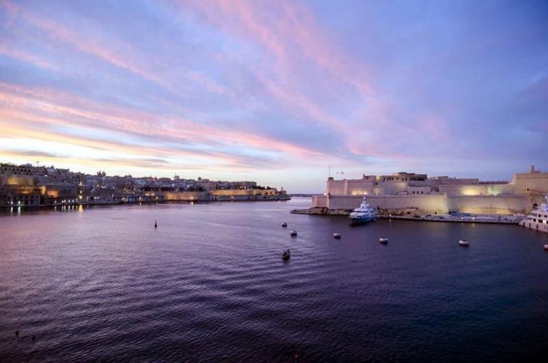 Senglea Suites