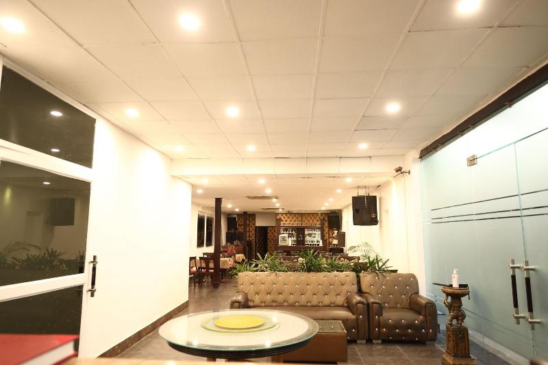 Farmhouse Inn image