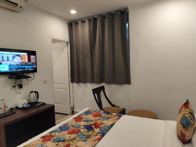 Farmhouse Inn image