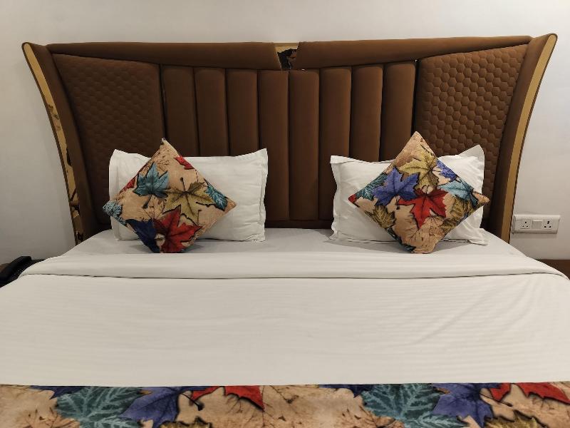Farmhouse Inn image