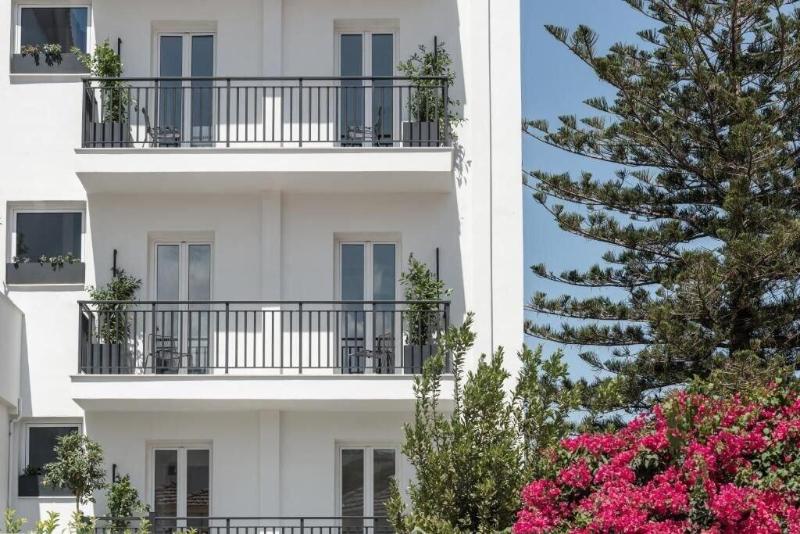 Bitzaro Boutique Hotel image