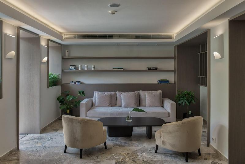 Bitzaro Boutique Hotel image
