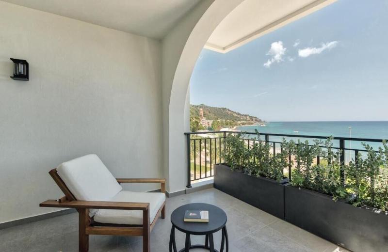 Bitzaro Boutique Hotel image