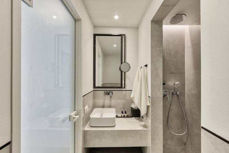 Bitzaro Boutique Hotel image