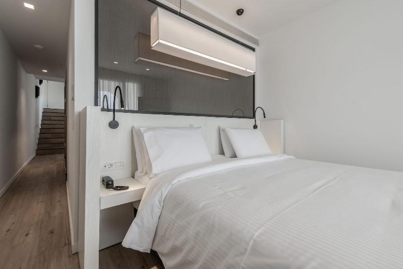 Bitzaro Boutique Hotel image
