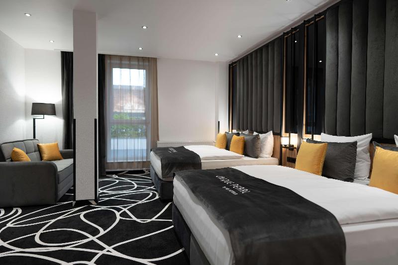 Hotel Unique Pearl image