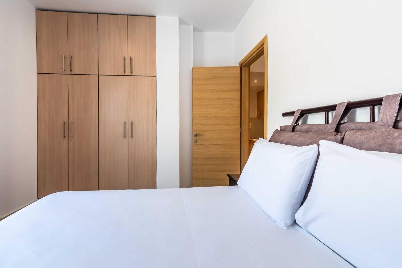 Play On The Sand - Image 7