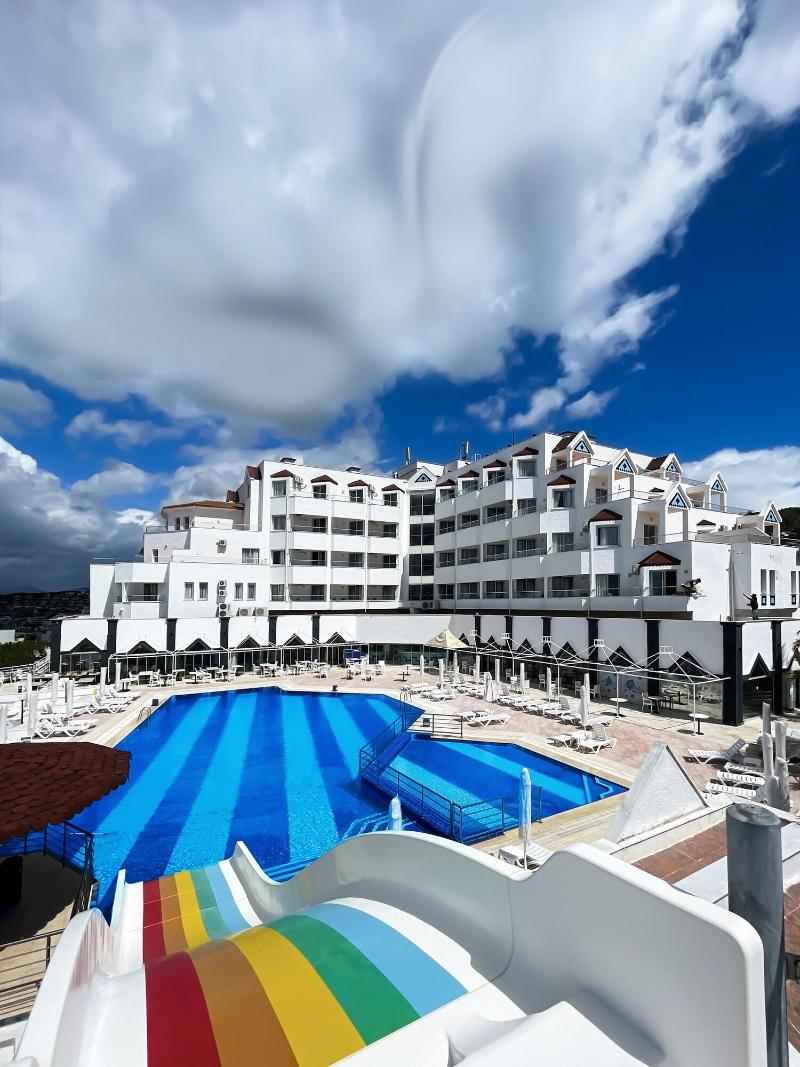 Roseira Beach Resort image