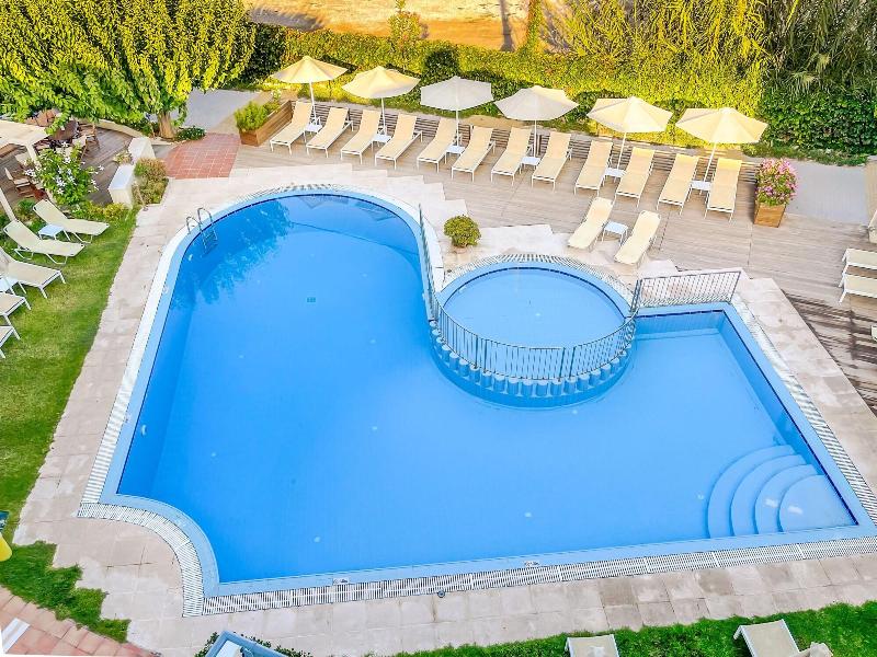 Melina Beach Hotel image