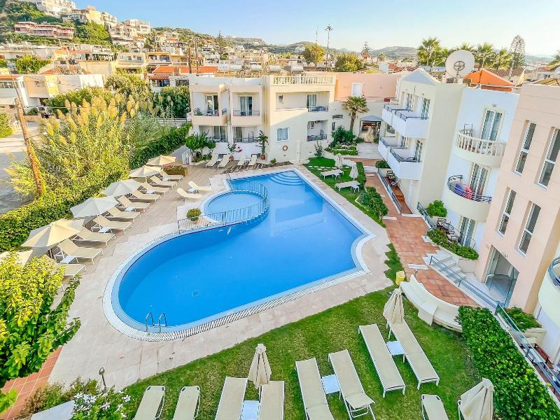 Melina Beach Hotel image