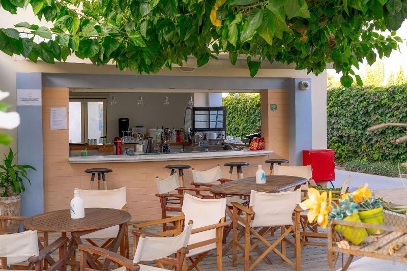 Melina Beach Hotel image