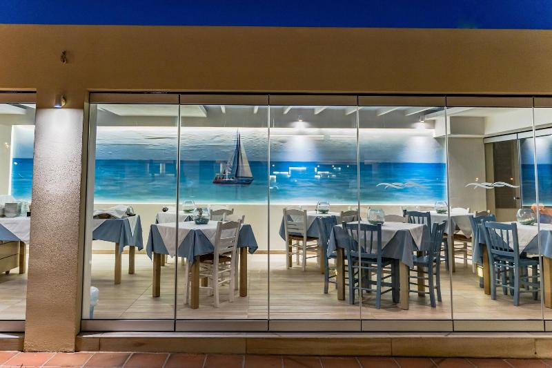 Melina Beach Hotel image