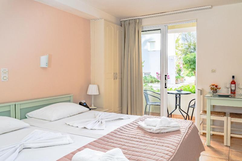 Melina Beach Hotel image