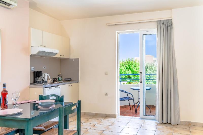 Melina Beach Hotel image