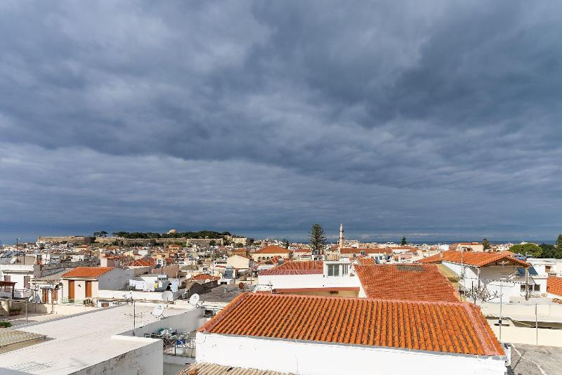 Kipos Hotel image