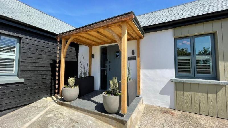Moorview House image