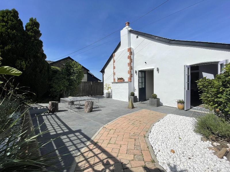 Moorview House image
