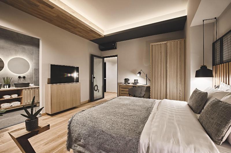 O2 Suites Glyfada image