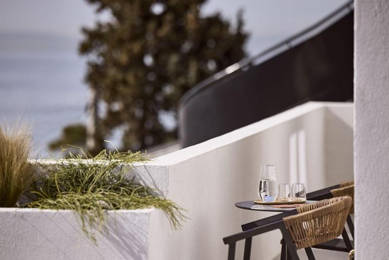 O2 Suites Glyfada image
