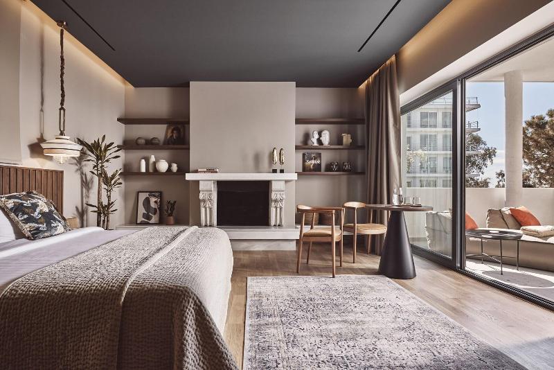 O2 Suites Glyfada image