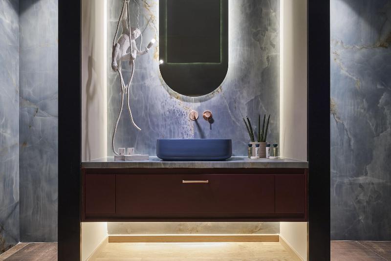 O2 Suites Glyfada image