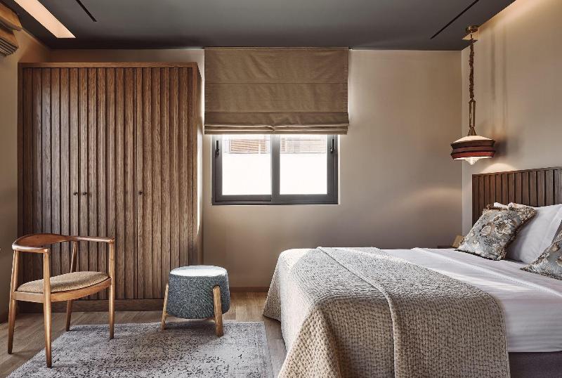 O2 Suites Glyfada image