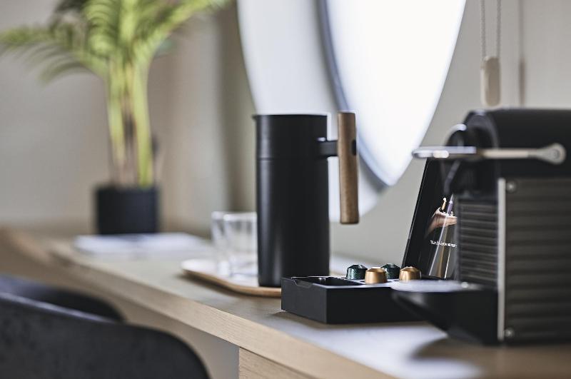 O2 Suites Glyfada image