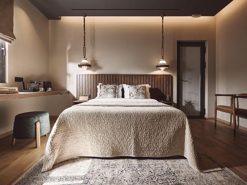 O2 Suites Glyfada image