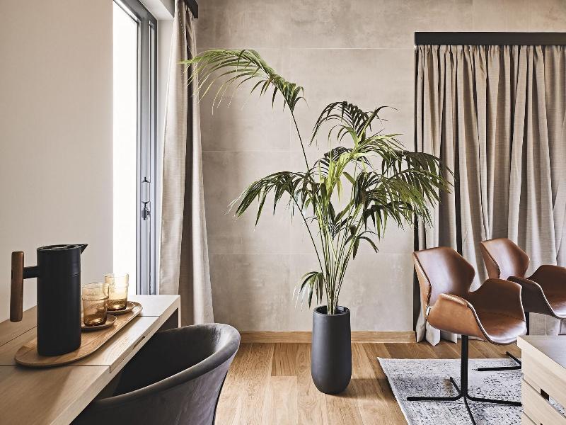 O2 Suites Glyfada image