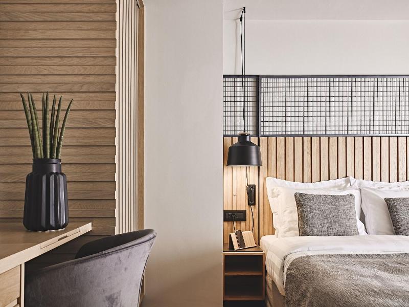 O2 Suites Glyfada image