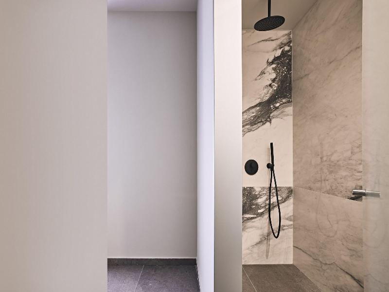 O2 Suites Glyfada image