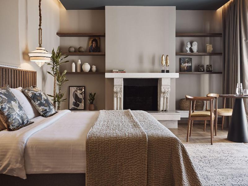 O2 Suites Glyfada image