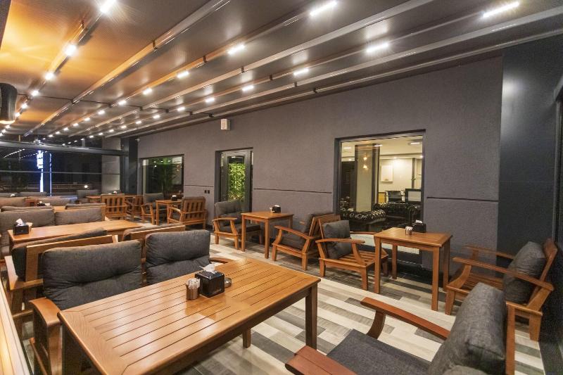 Azehrar Suit Hotel image