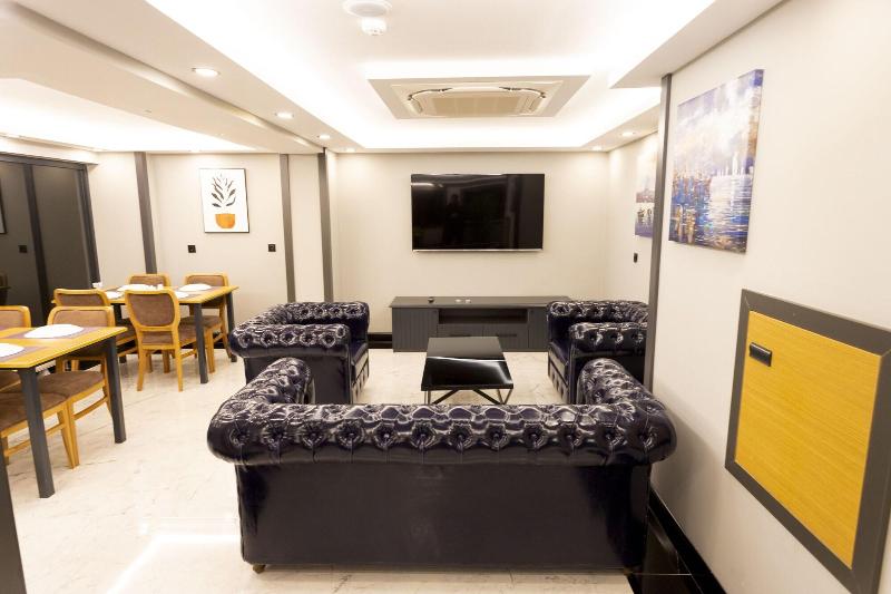 Azehrar Suit Hotel image