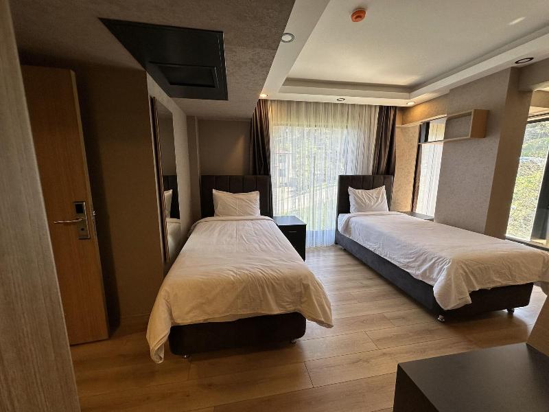 Azehrar Suit Hotel image