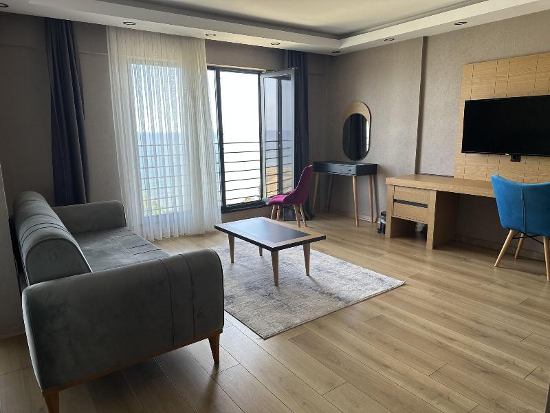Azehrar Suit Hotel image