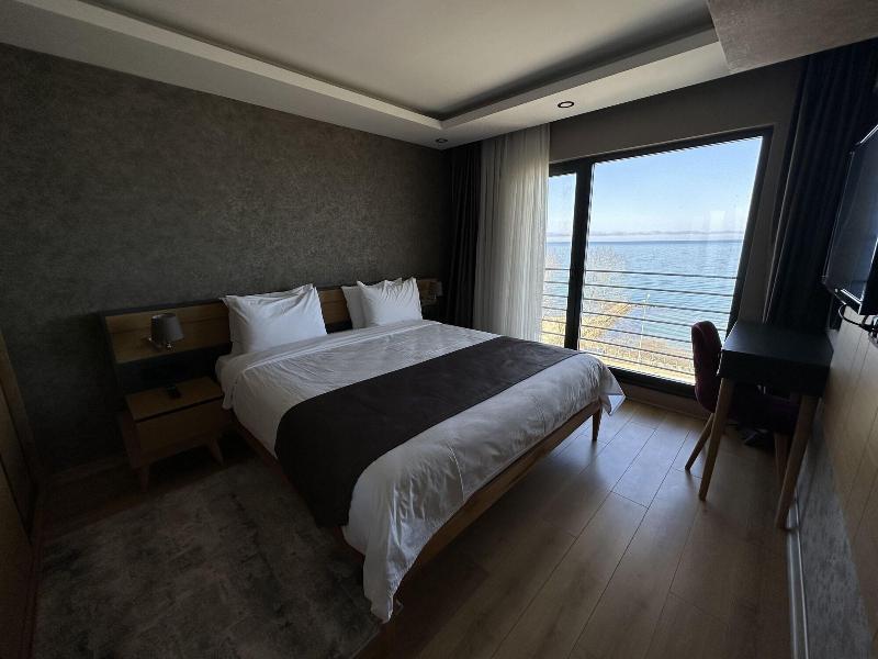Azehrar Suit Hotel image